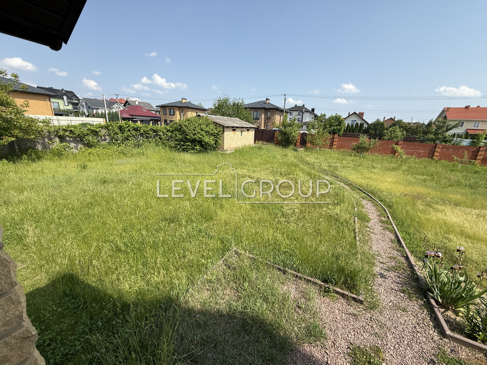 Миколаївська, 37