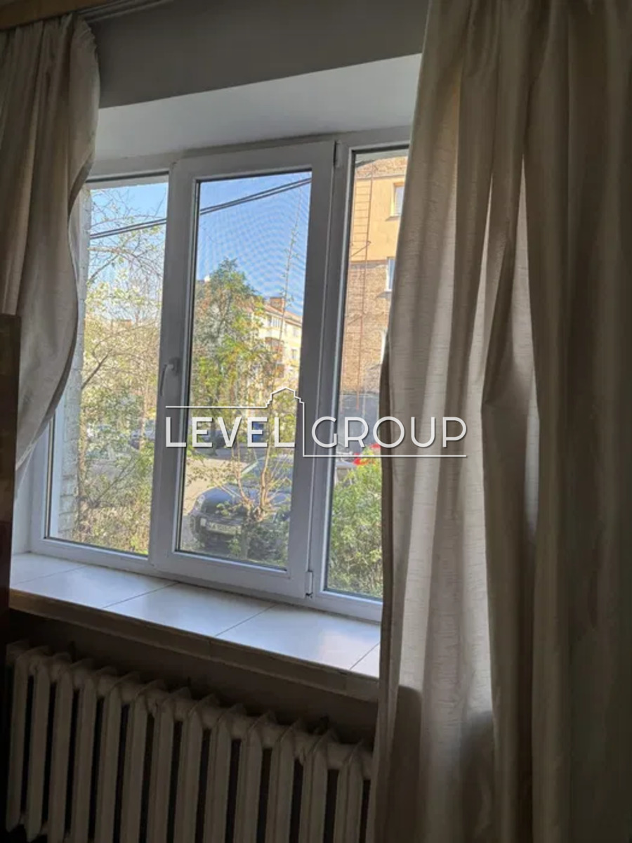 Олександра Бринжали вул. (Тешебаєва), 58