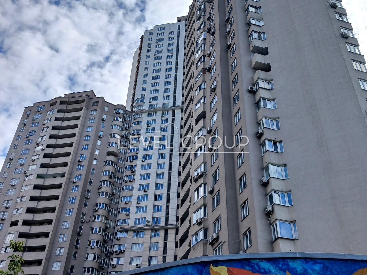 Княжий Затон вул., 21