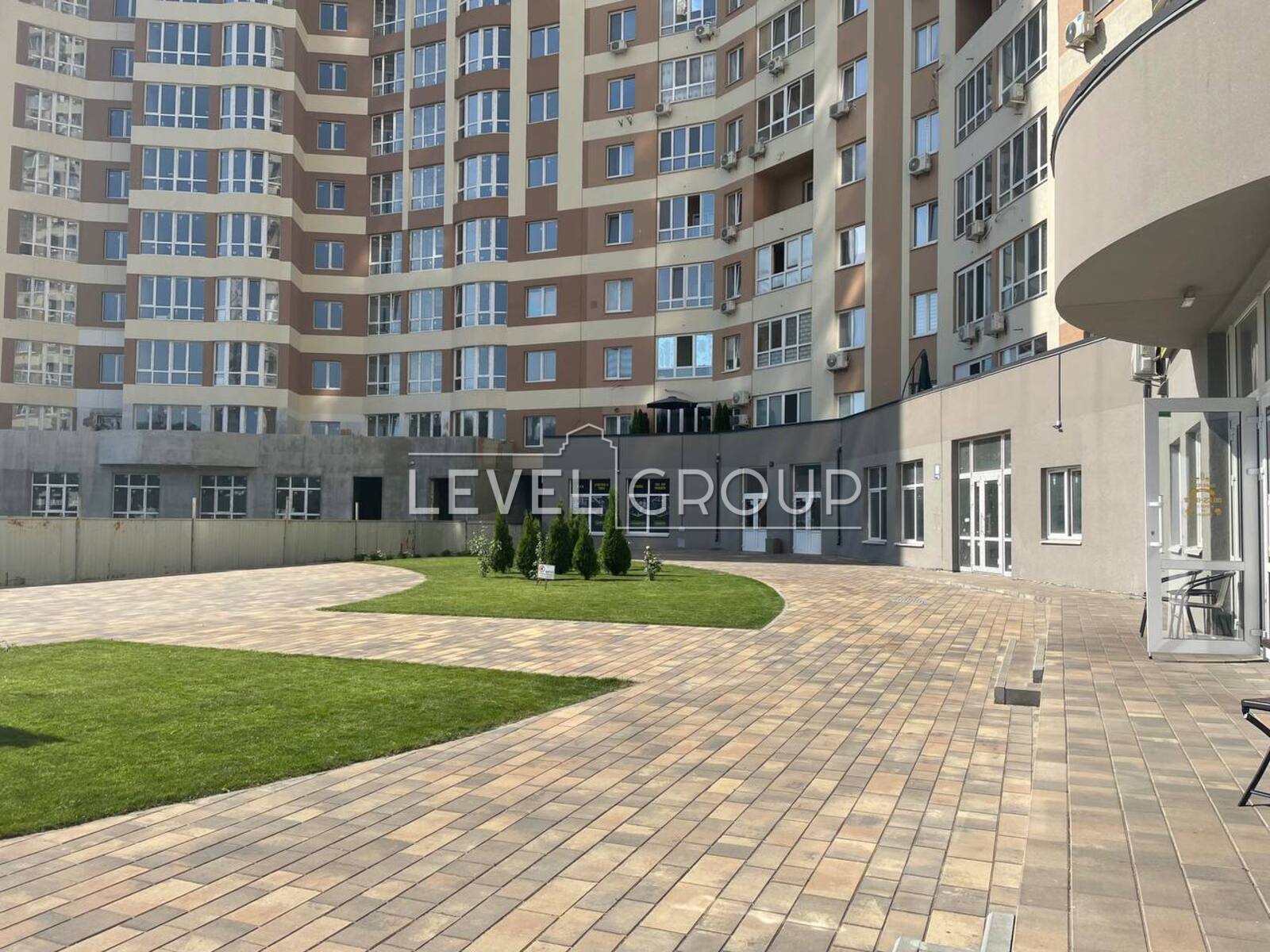 Новопольова вул., 2