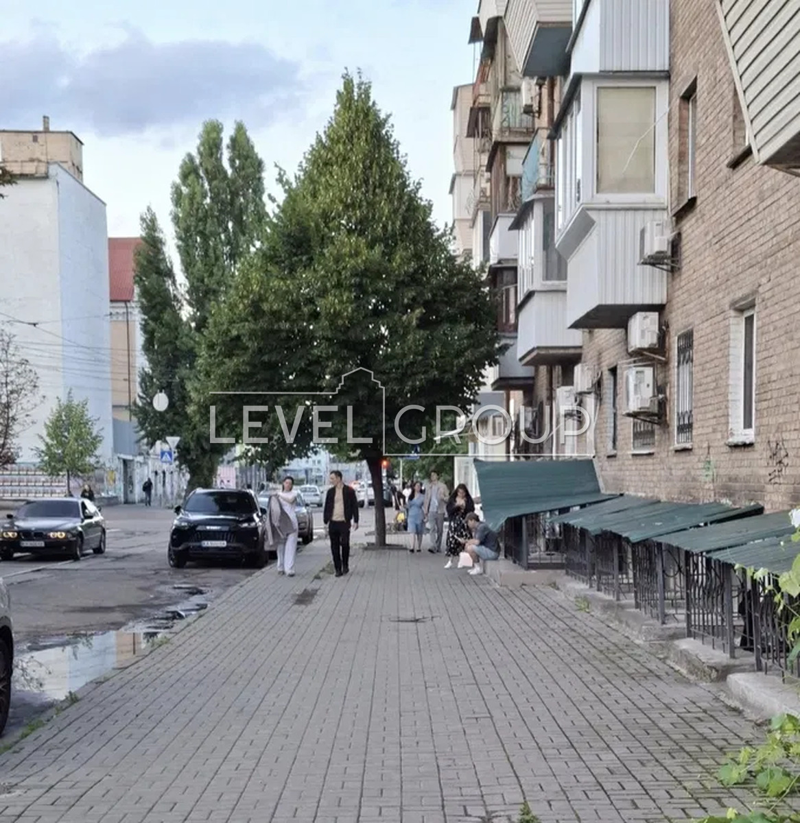 Konstantinivska St., 63/12