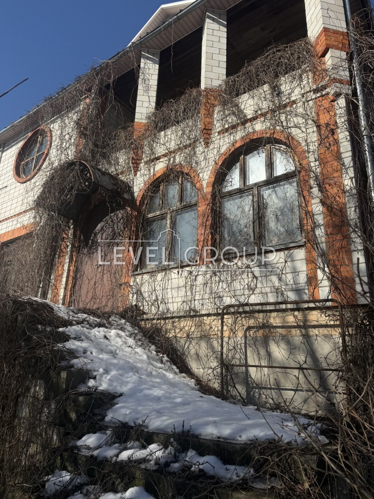 Shevchenko, 48