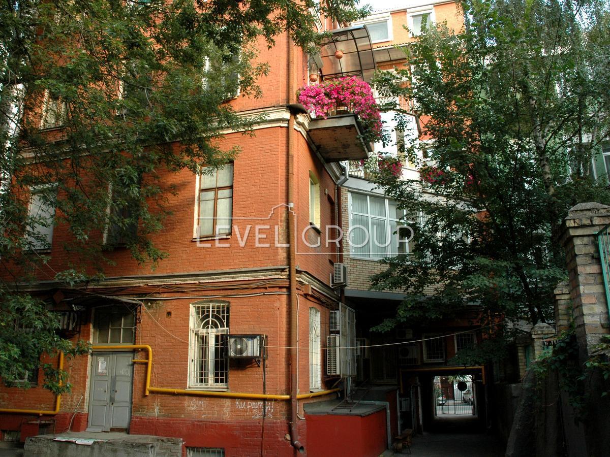 Шота Руставелі вул., 22А