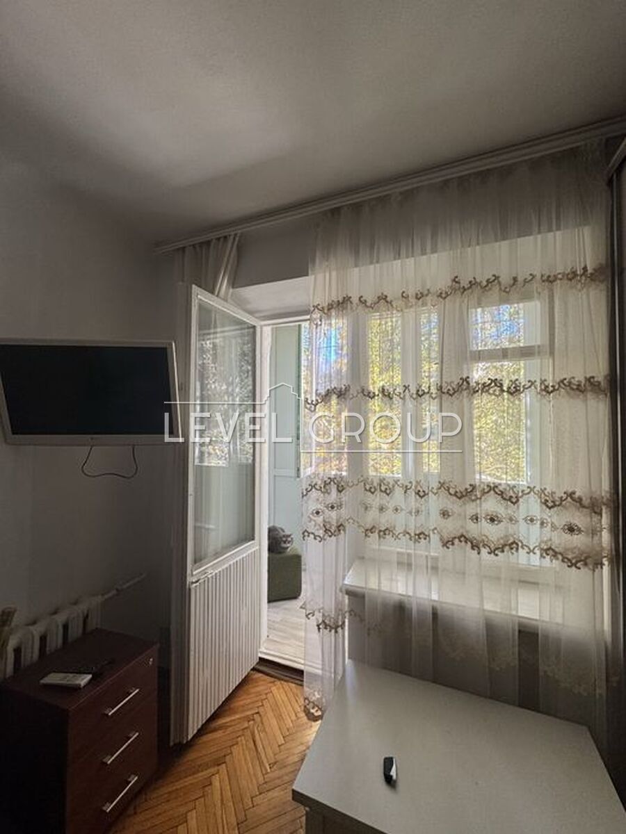 Новгород-Сіверська вул. (Новгородська), 4