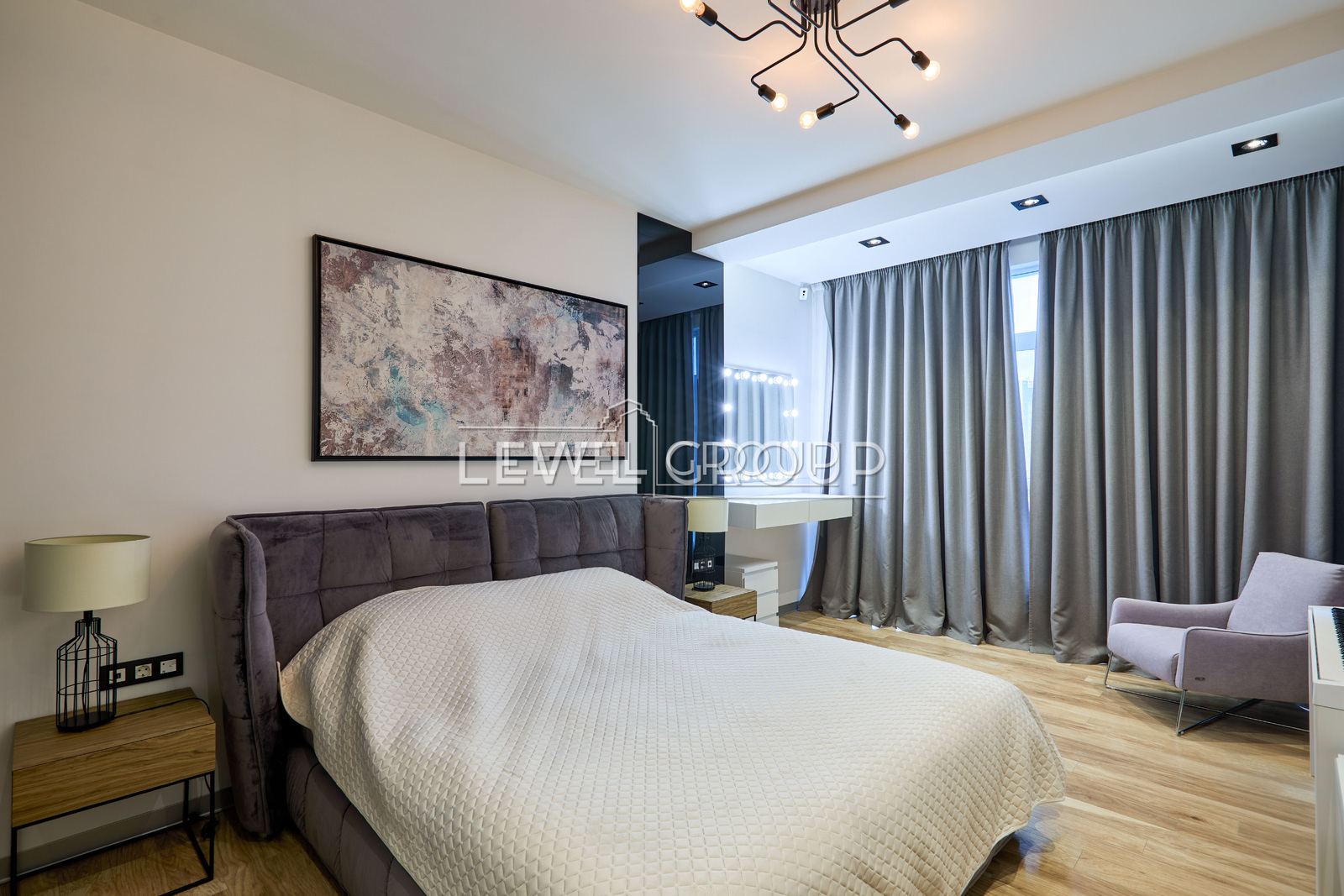 Андрія Верхогляда вул. (Михайла Драгомірова), 17