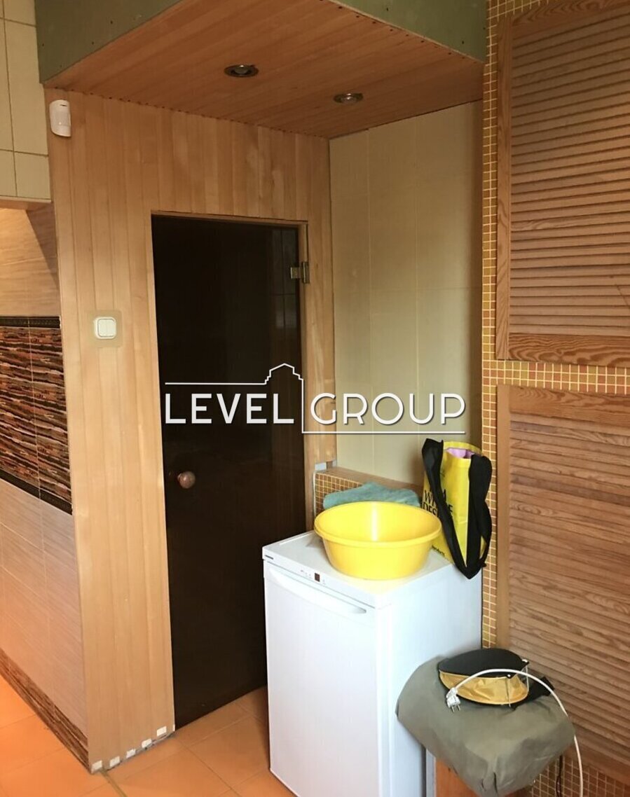 Dobryi Shlyakh St., 63