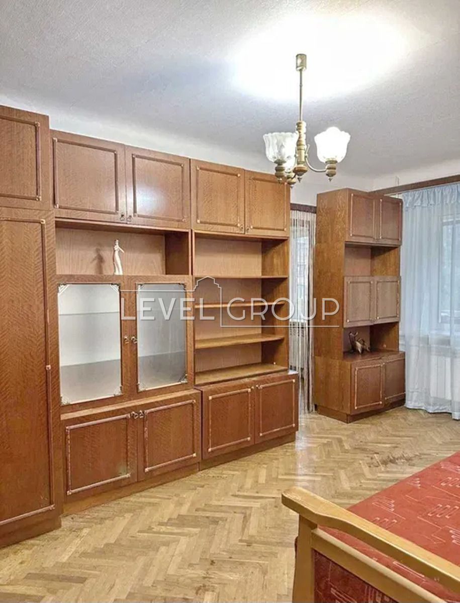 Голосіївський просп. (проспект 40-річчя Жовтня), 1002