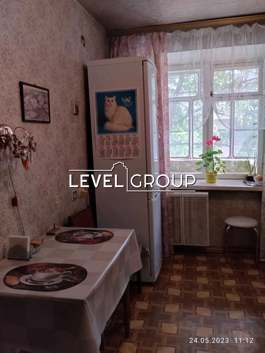Вереснева вул., 26