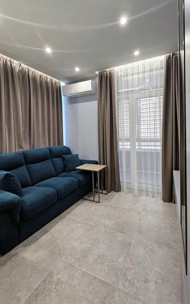 Salyutna St., 2b.19