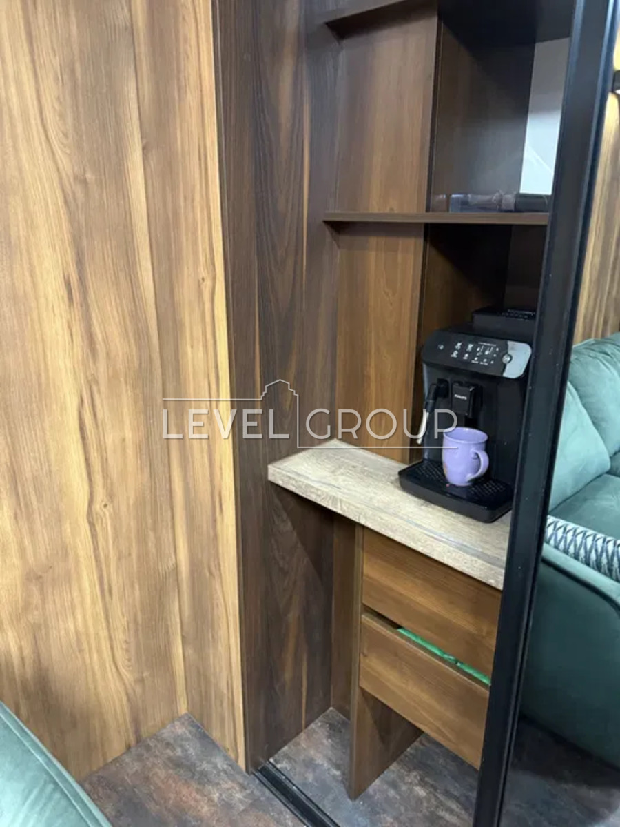 Костанайська вул., 13