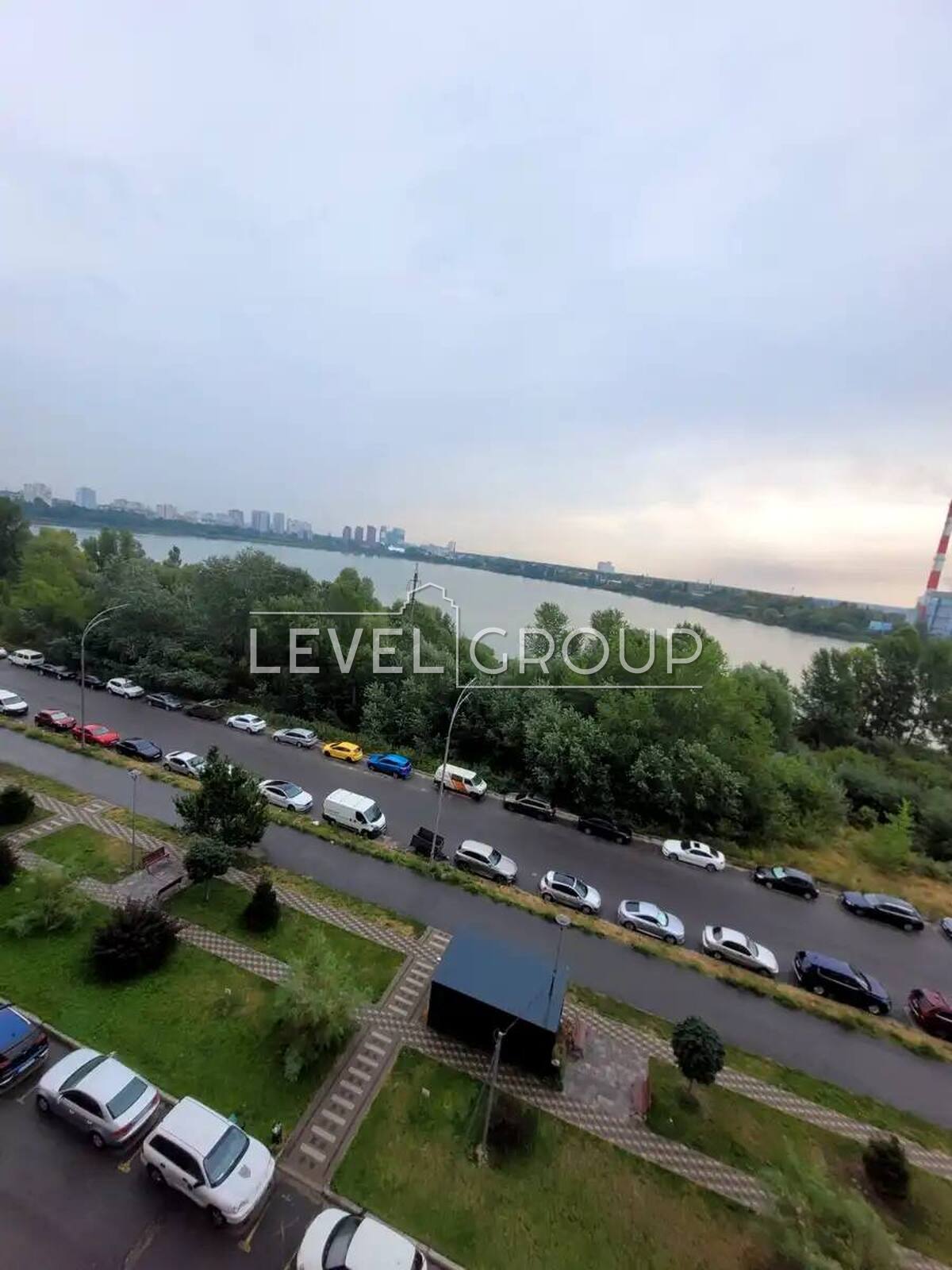 Ревуцького вул., 54