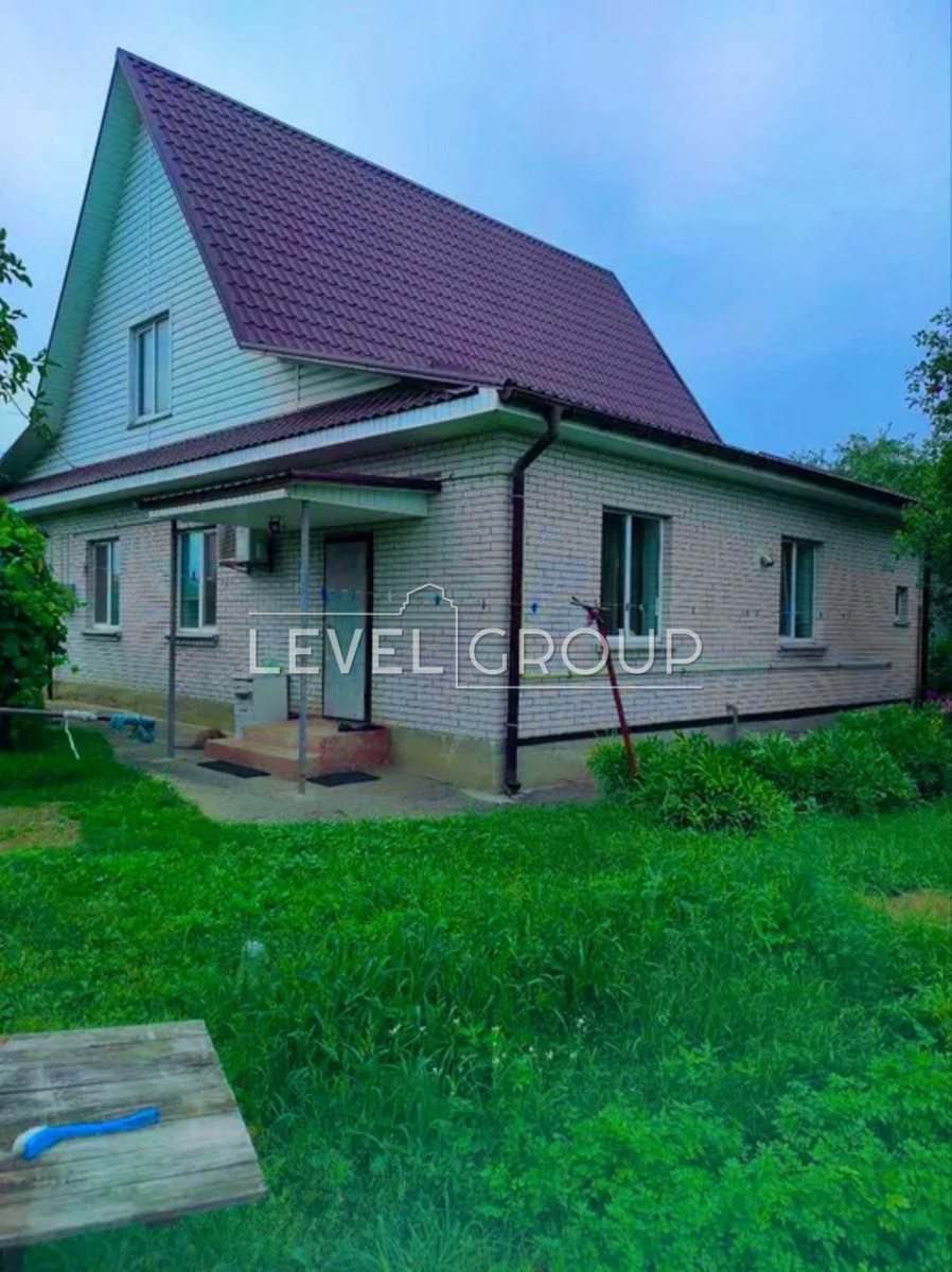 Центральна вул., 9