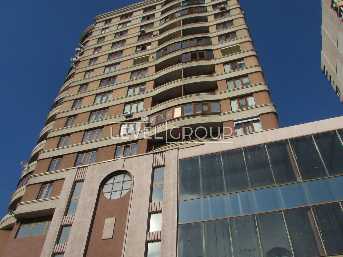 Zhylianska St., 59