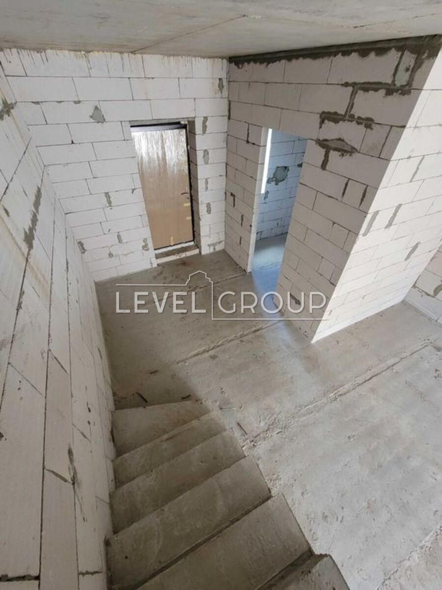 вул. Садова, 4