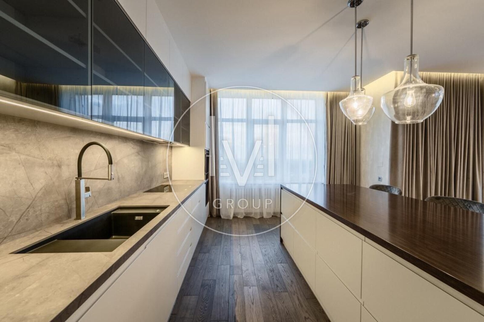 Andriy Verhoglyada str. (Mykhaila Dragomirova), 9