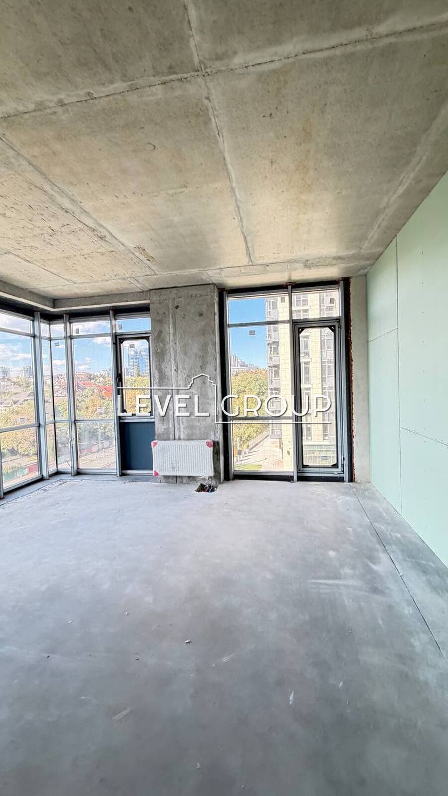 Andriy Verkhoglyad St. (Mykhayla Dragomirova), 22