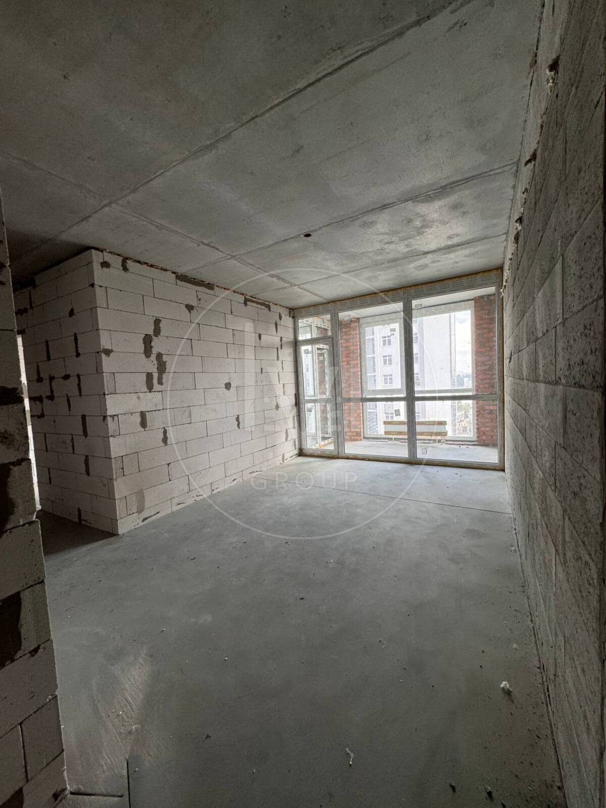 Prychalna St., 14