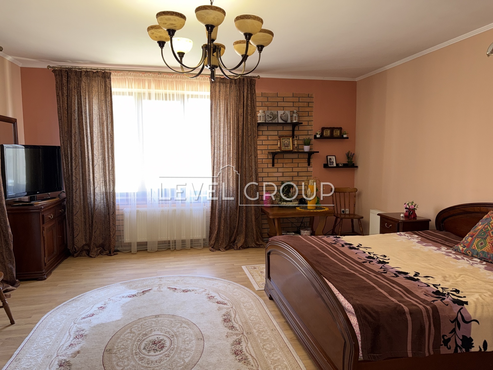 Yasnopolyanska, 33-G