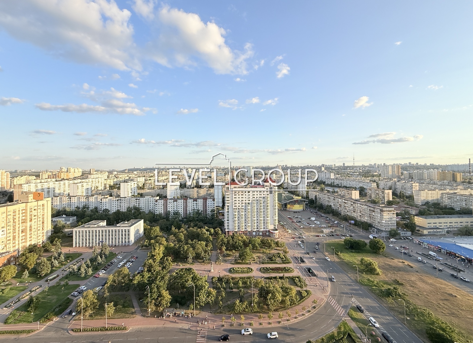 Оболонський просп., 26