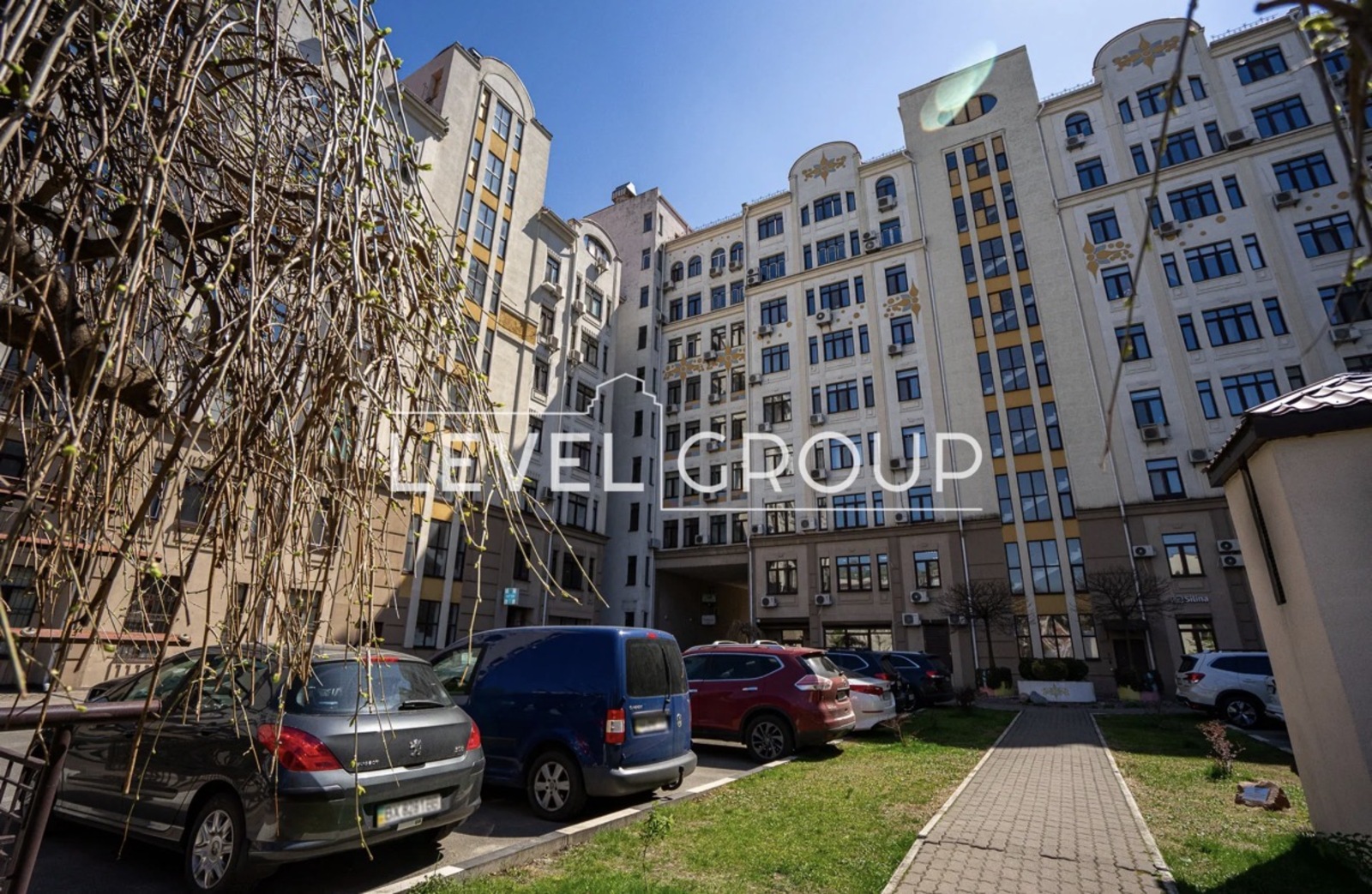 Щекавицька вул., 30/39