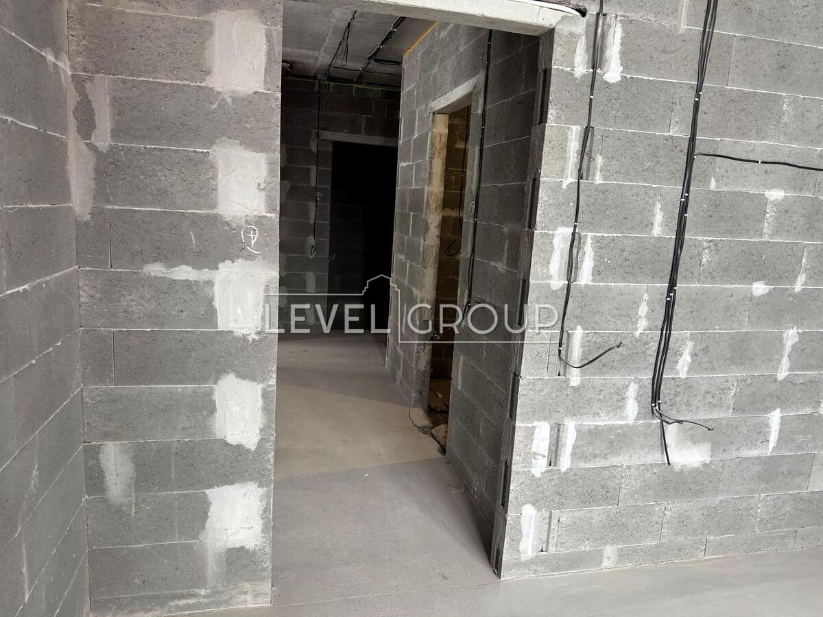 Oleksandra Olesia St., 8/17