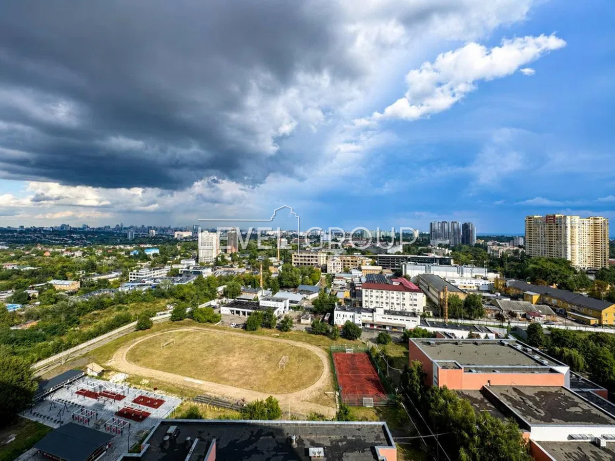 Mykhailo Maksymovicha St. (Onufria Trutenko)
