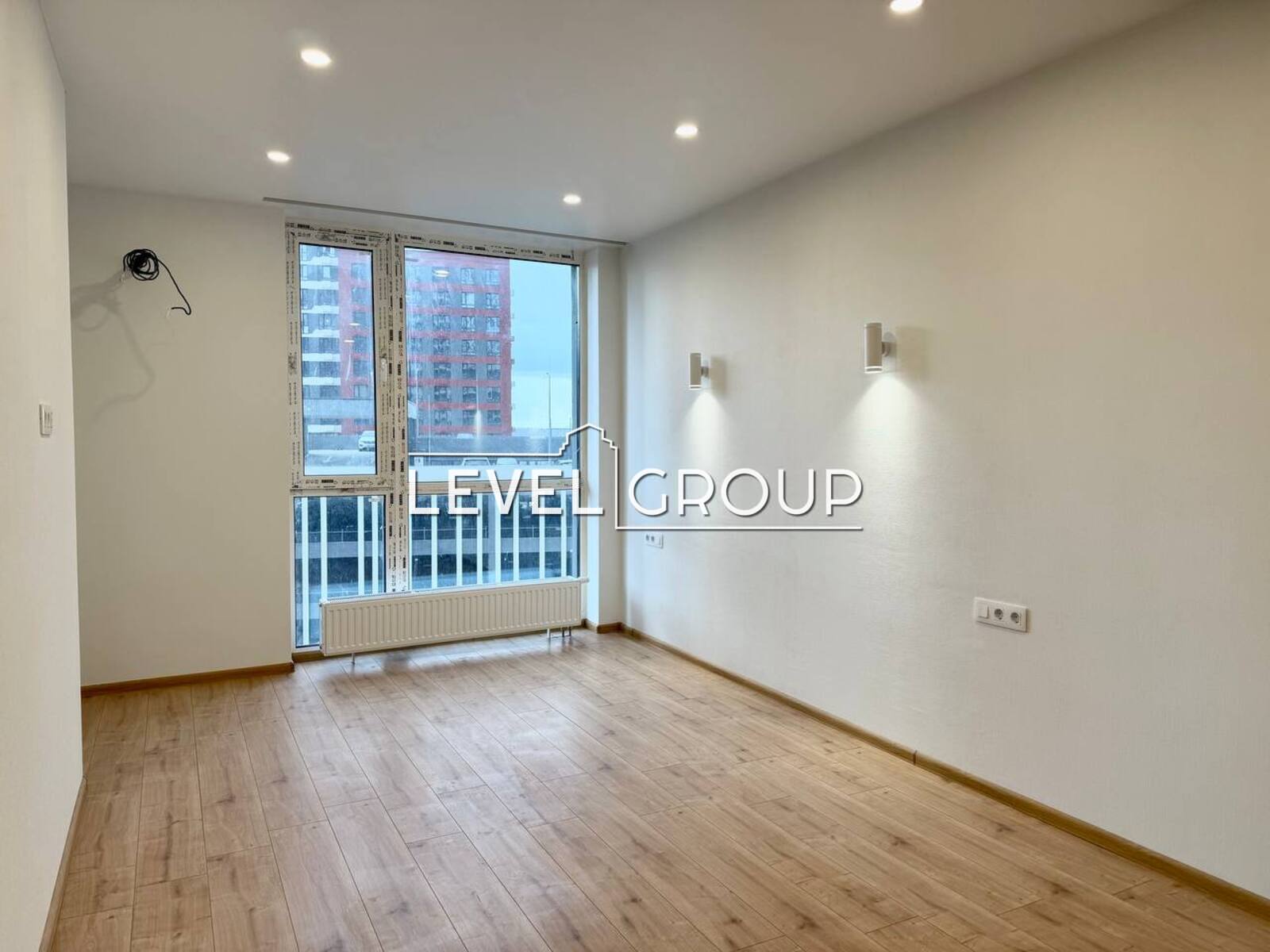 Всеволода Змієнка вул., 15/23