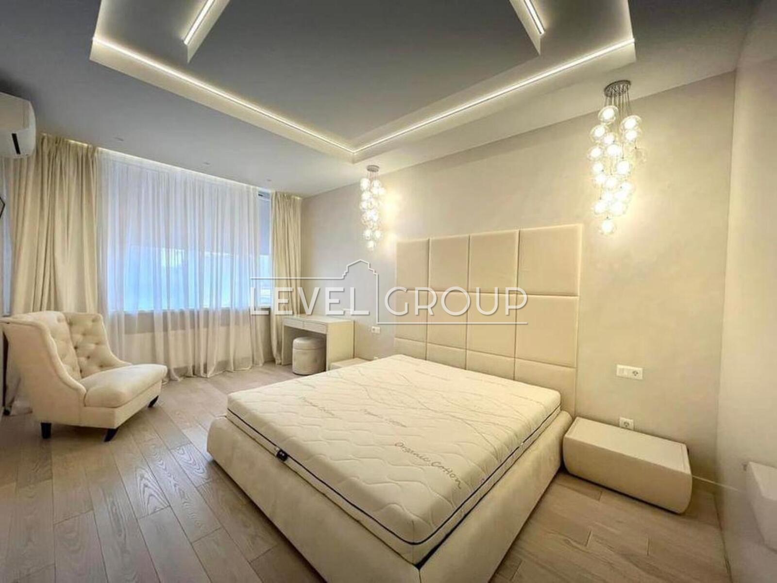 Yevhen Konovalets St. (Shchorsa), 34