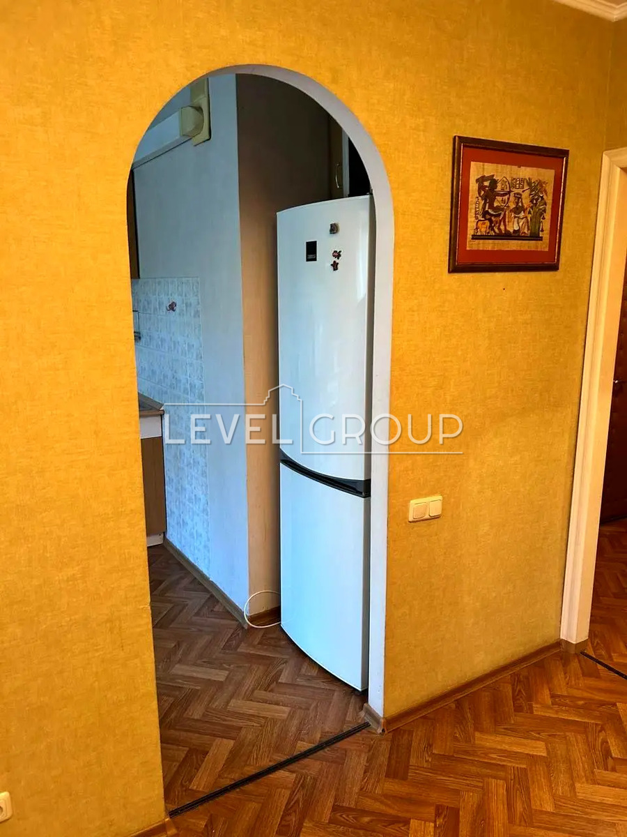 Голосіївська вул., 5