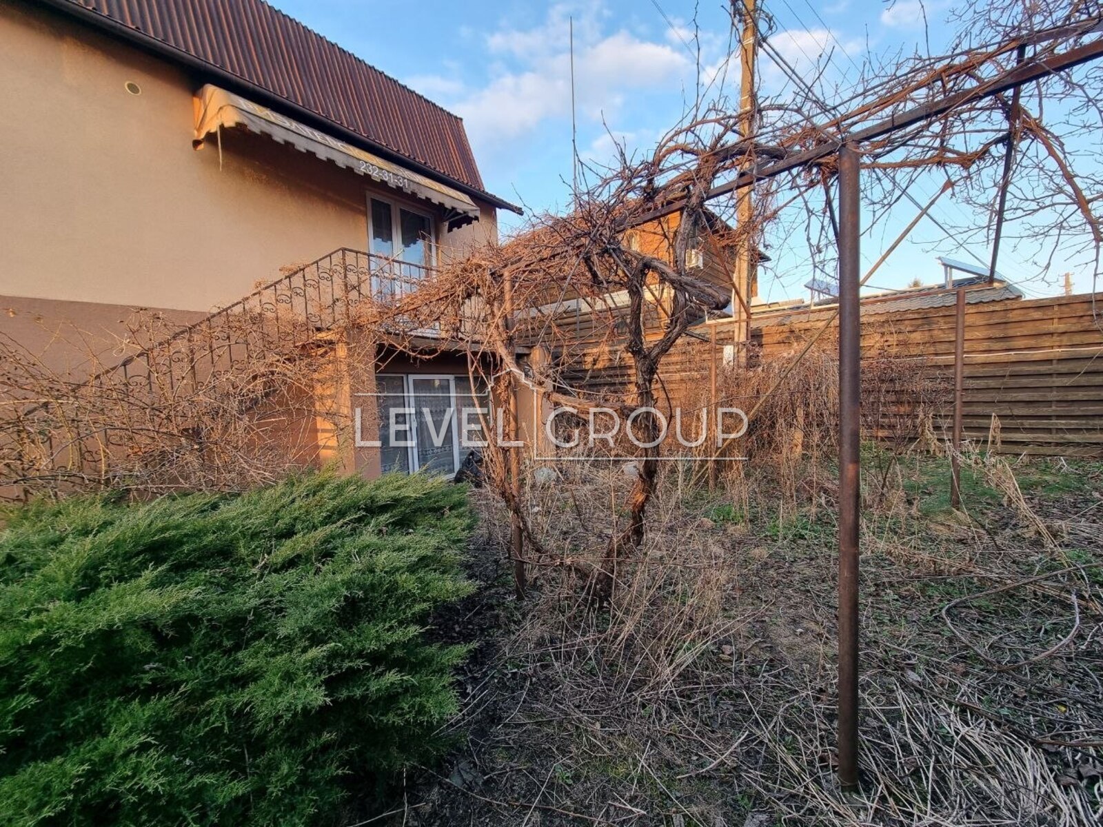 Starokyivska St., 37