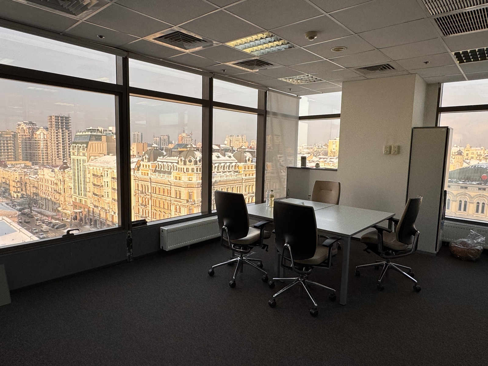 Bohdana Khmelnytskyi St., 17/52 A