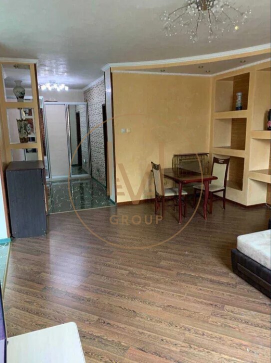 Sribnokilska St., 1