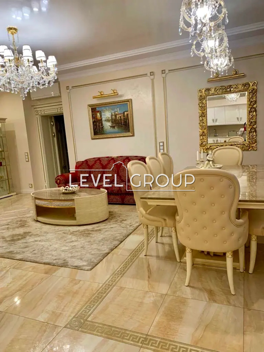 Lesia Ukrainka Blvd., 7B