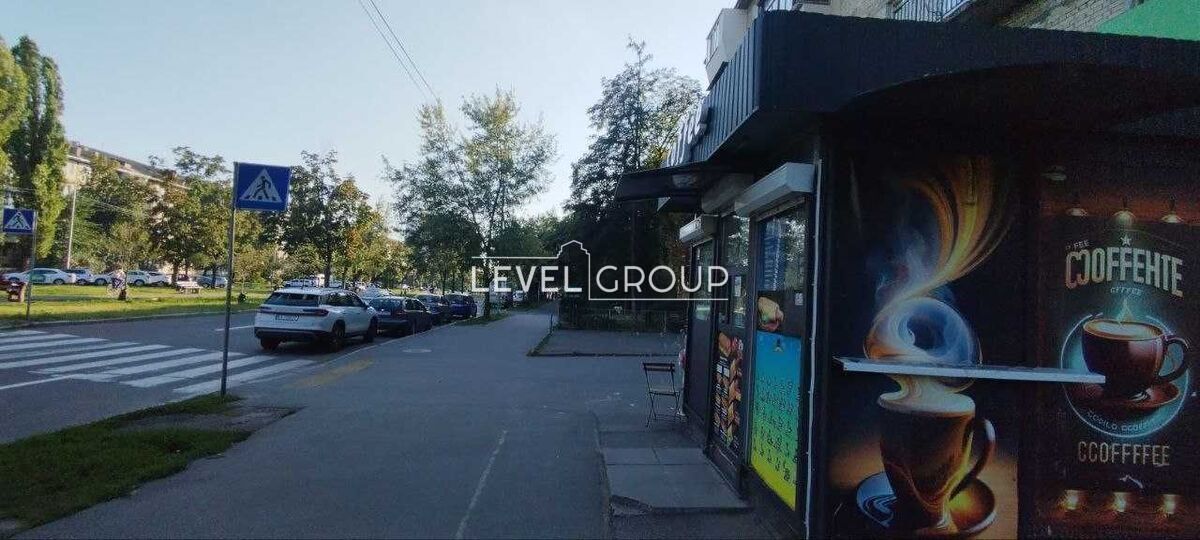 Верховної Ради бульв., 26