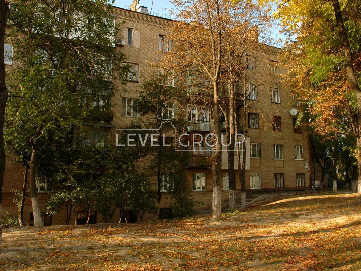 Академіка Ромоданова вул. (Пугачова), 19