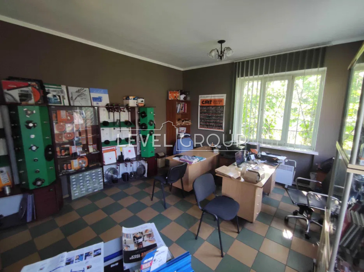 Зрошувальна вул., 5