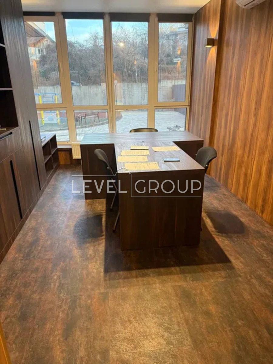 Костанайська вул., 13