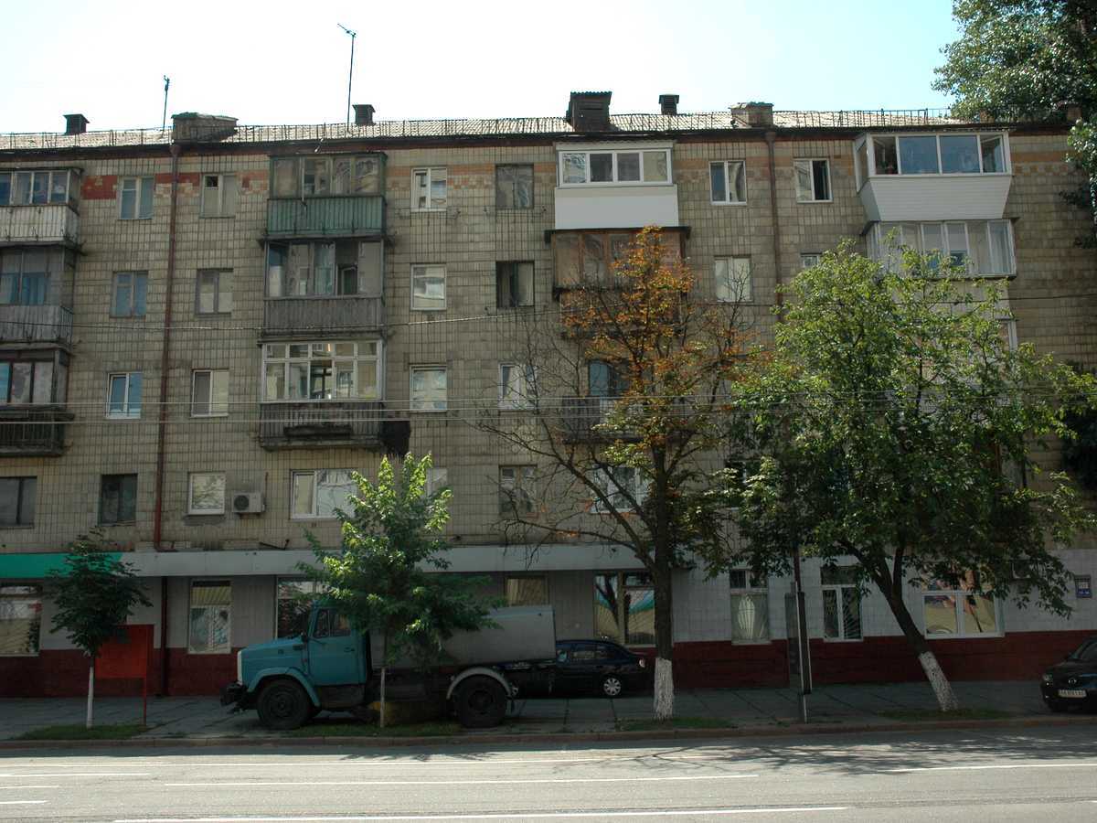 Antonovych St. (Gorky), 170/172