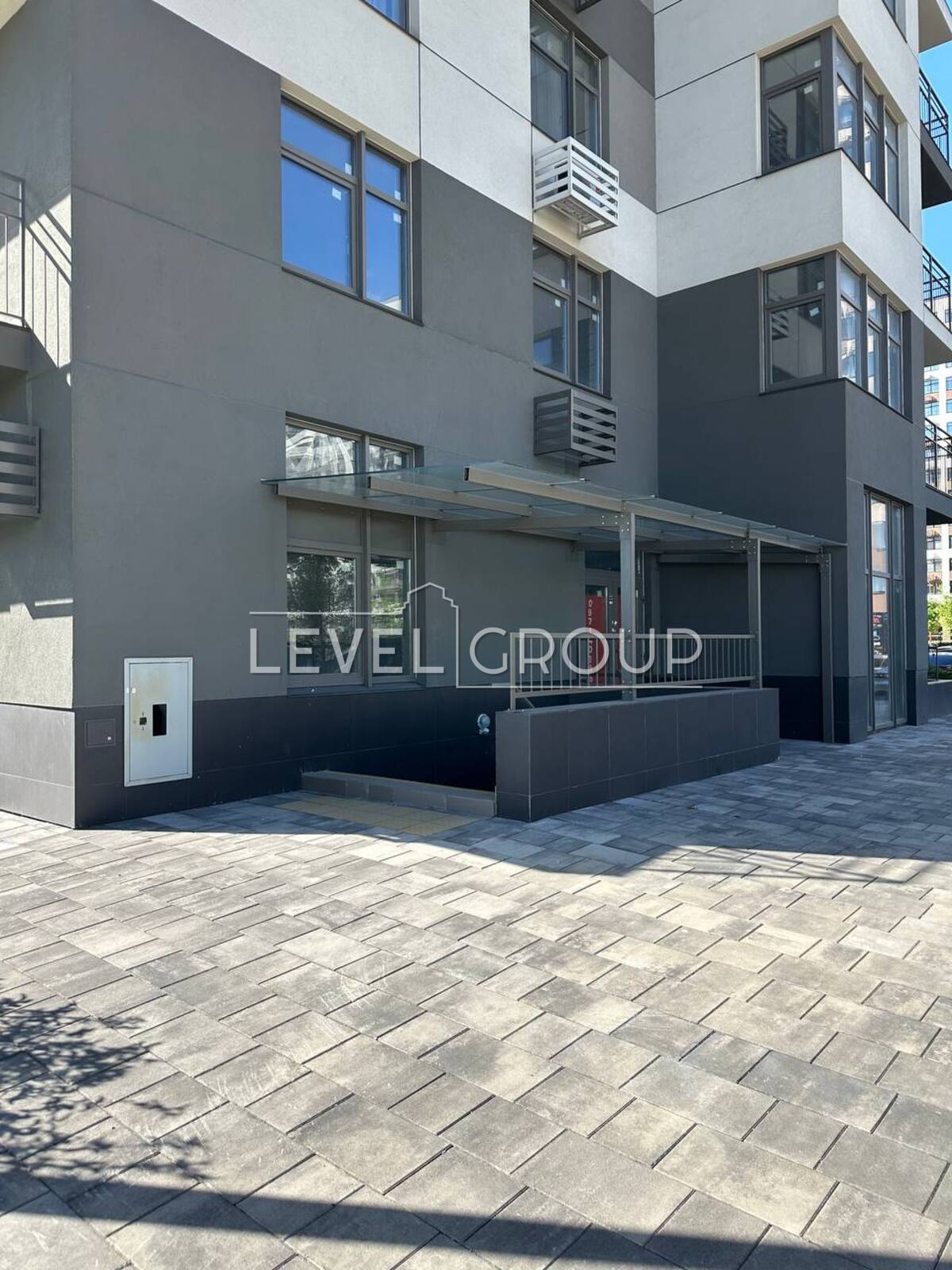Krister Family Street, 14B