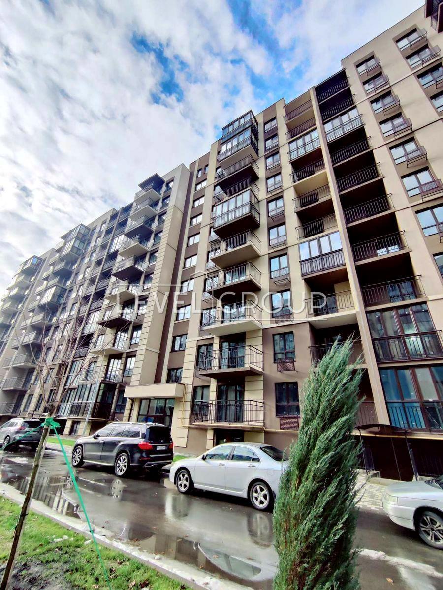 Метрологічна вул., 107