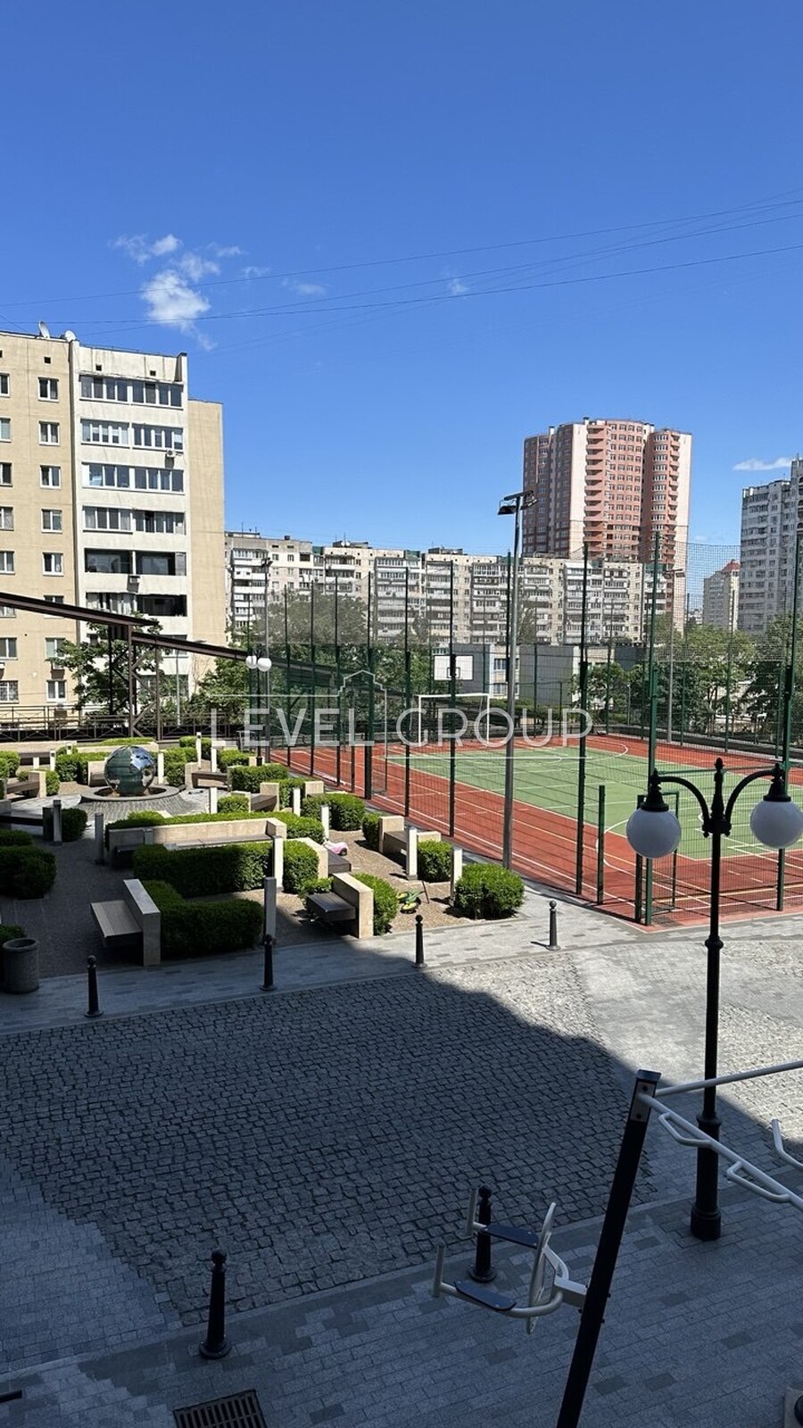 Obolonskyi Avenue, 26