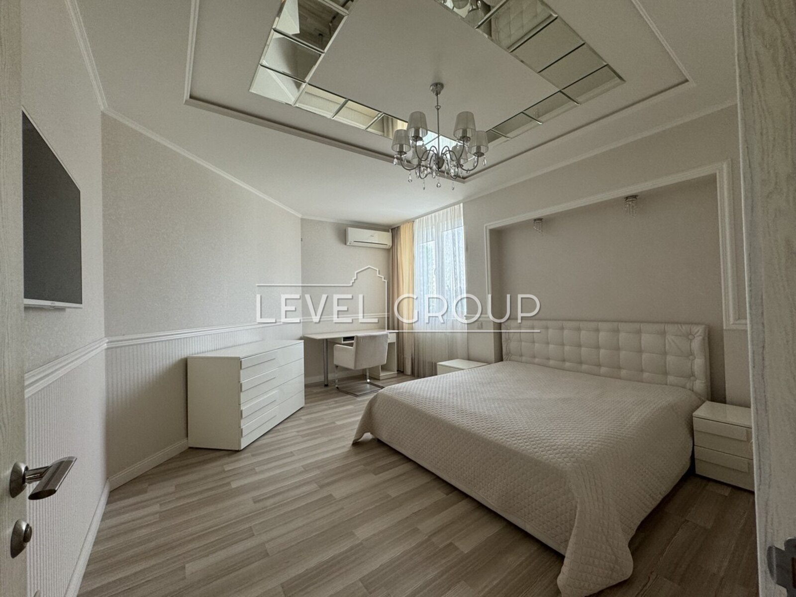 Vyshhorodska street, 45a/5