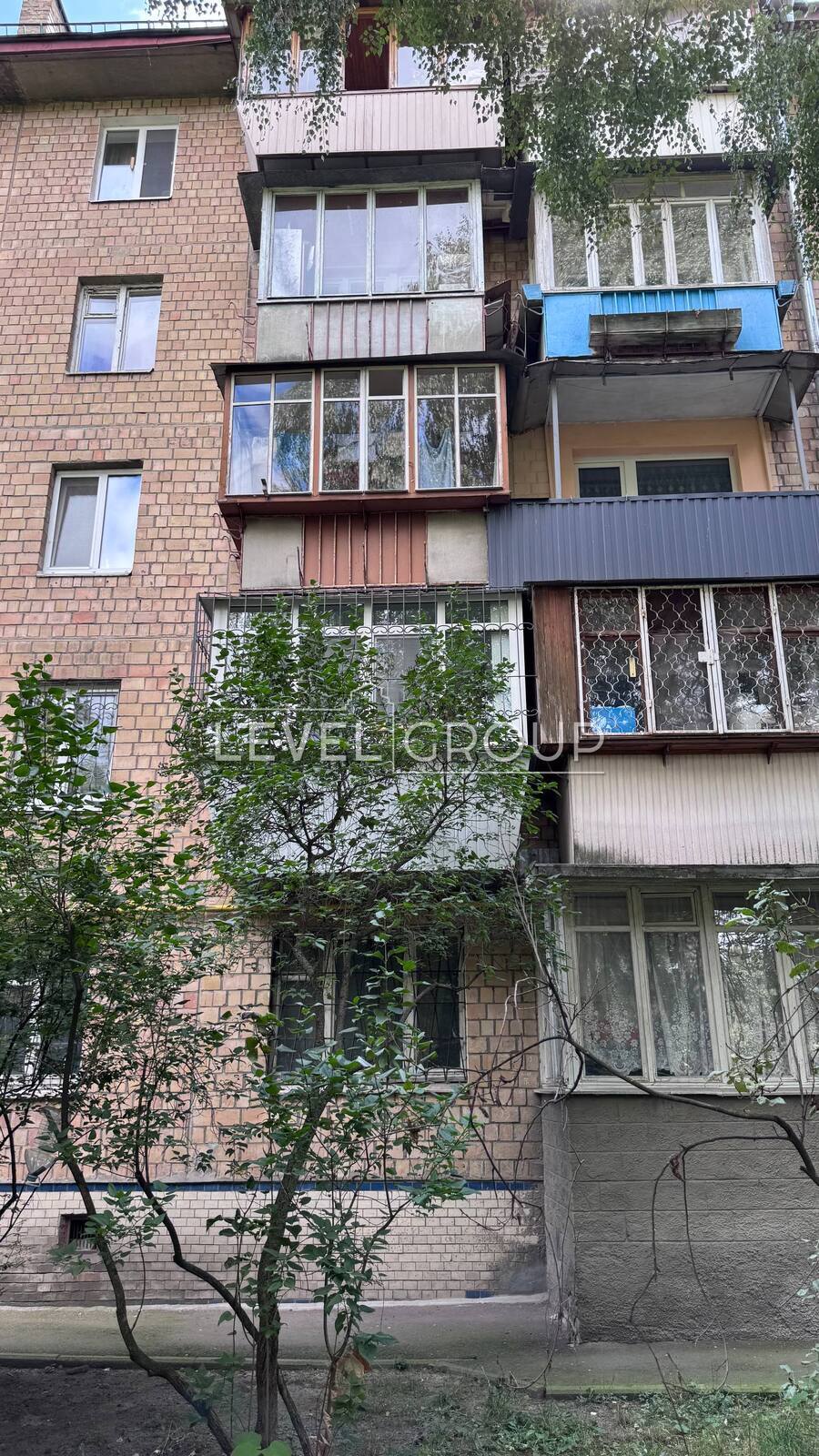 Єреванська вул., 14Г