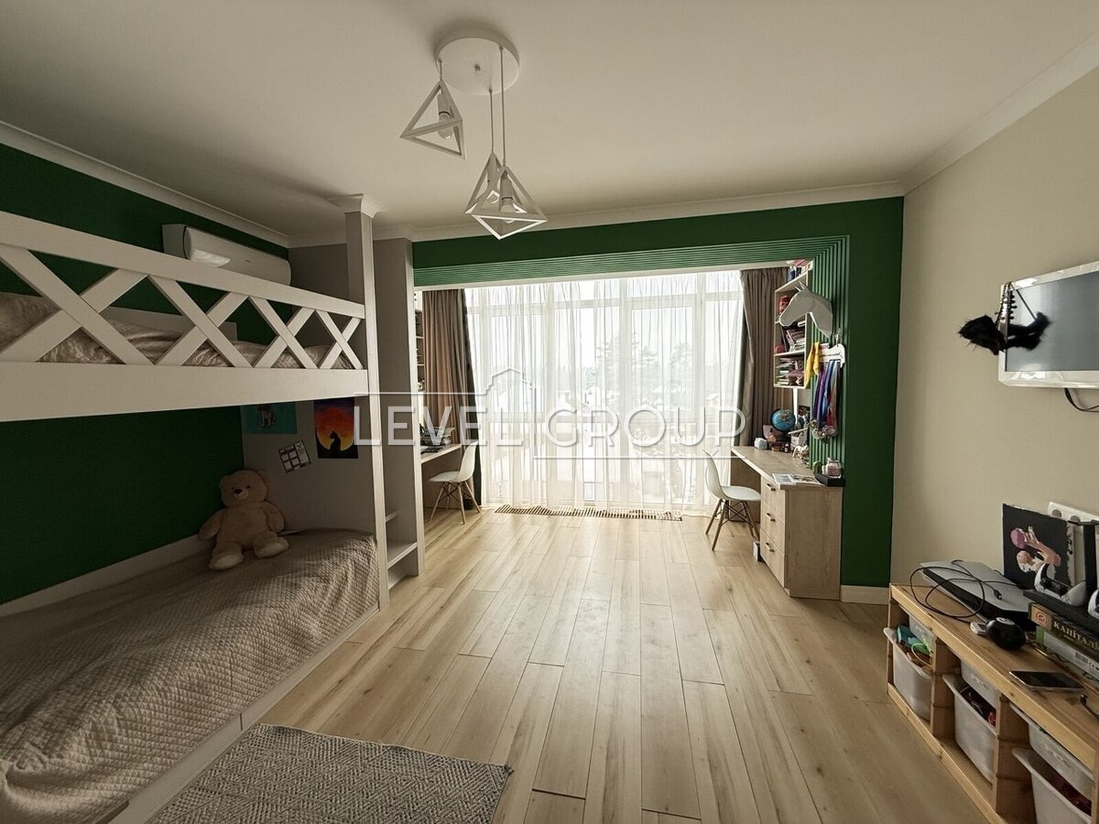 Radistiv Lane, 34k