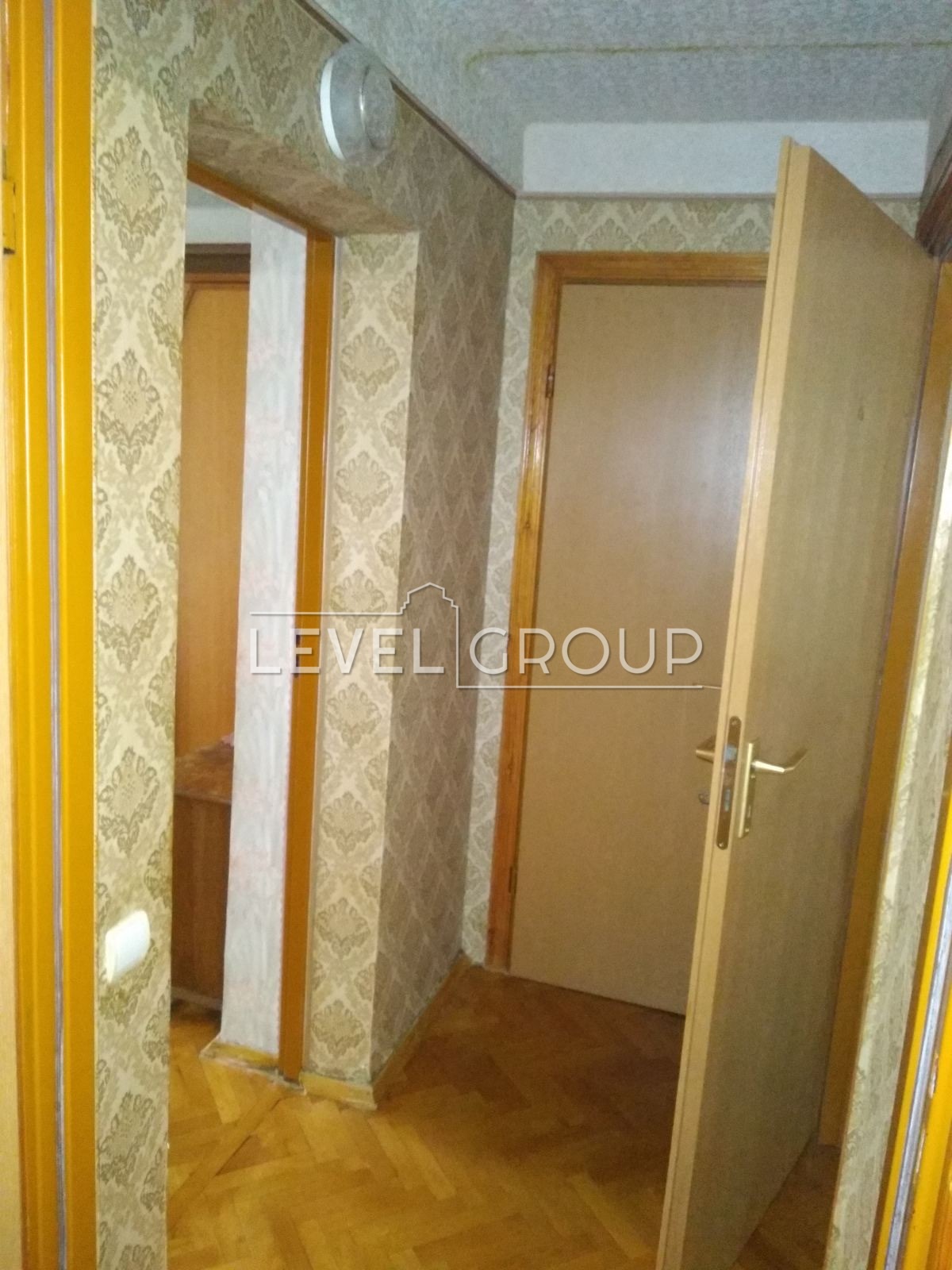Голосіївський просп. (проспект 40-річчя Жовтня), 114