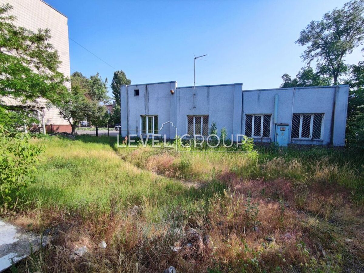 Зрошувальна вул., 5