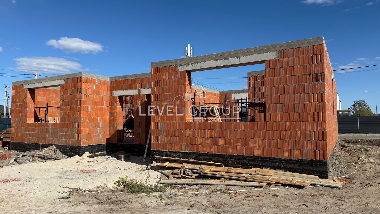 Monastyrska St., 16A