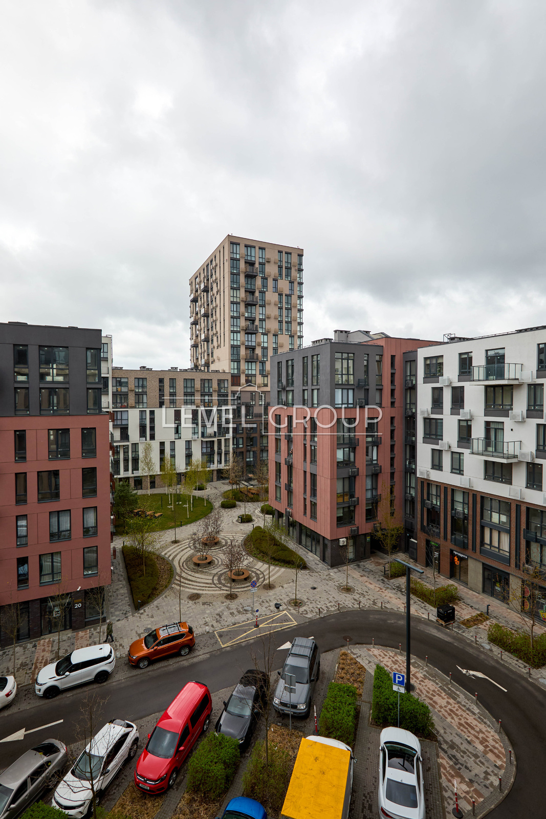 Салютна вул., 2к19