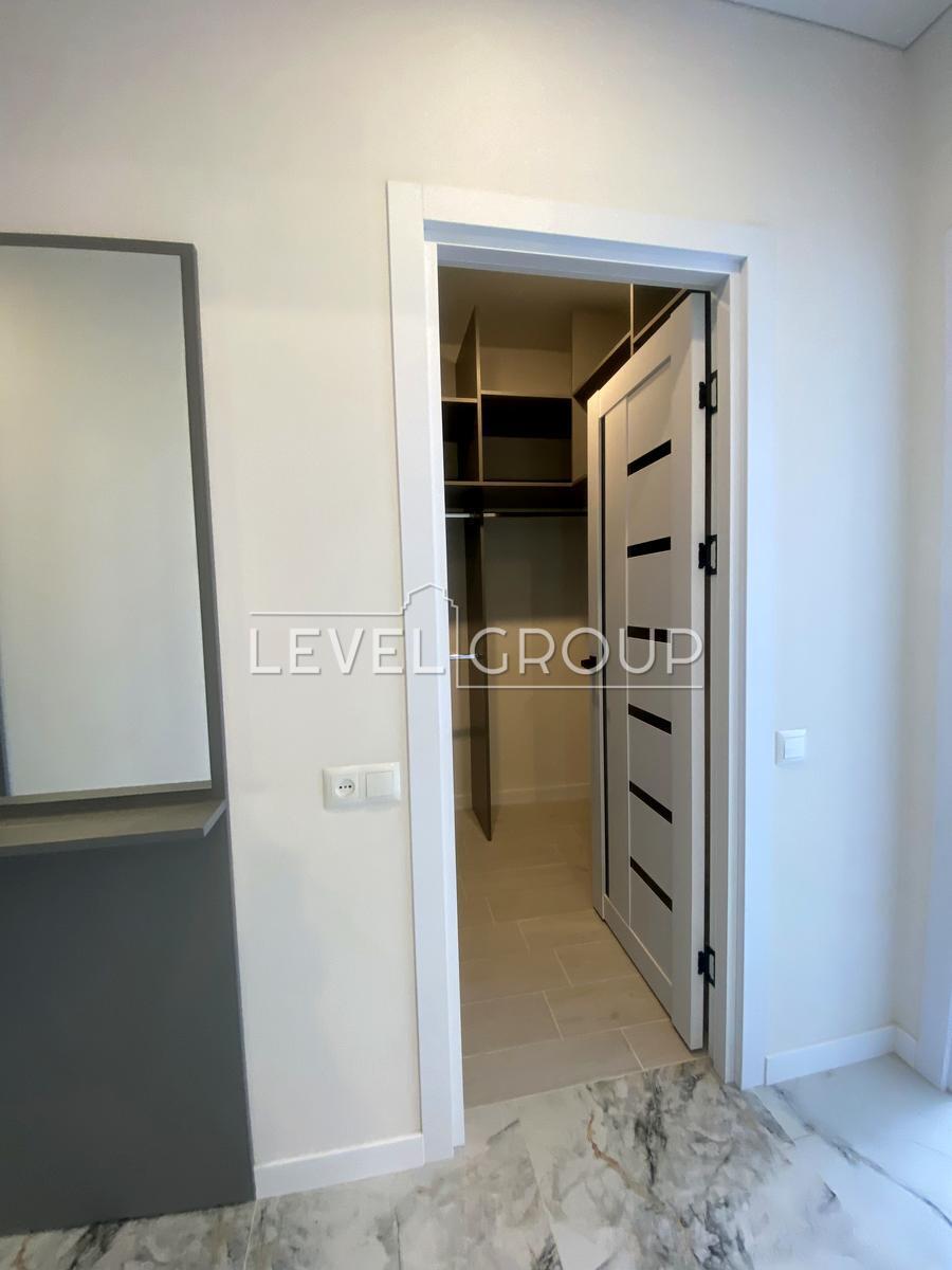 Повітряних Сил просп. (Повітрофлотський), 56