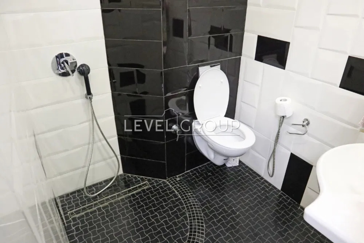 Antonovych St. (Gorky), 131